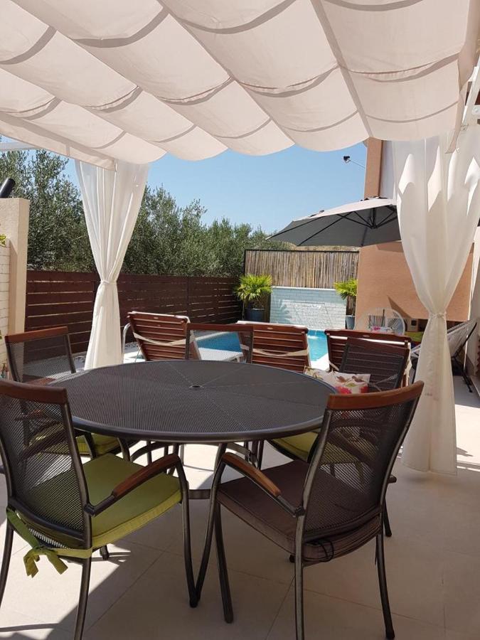 Apartmani Ana Kaštela Екстериор снимка