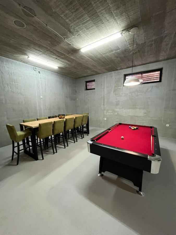 Apartmani Ana Kaštela Екстериор снимка