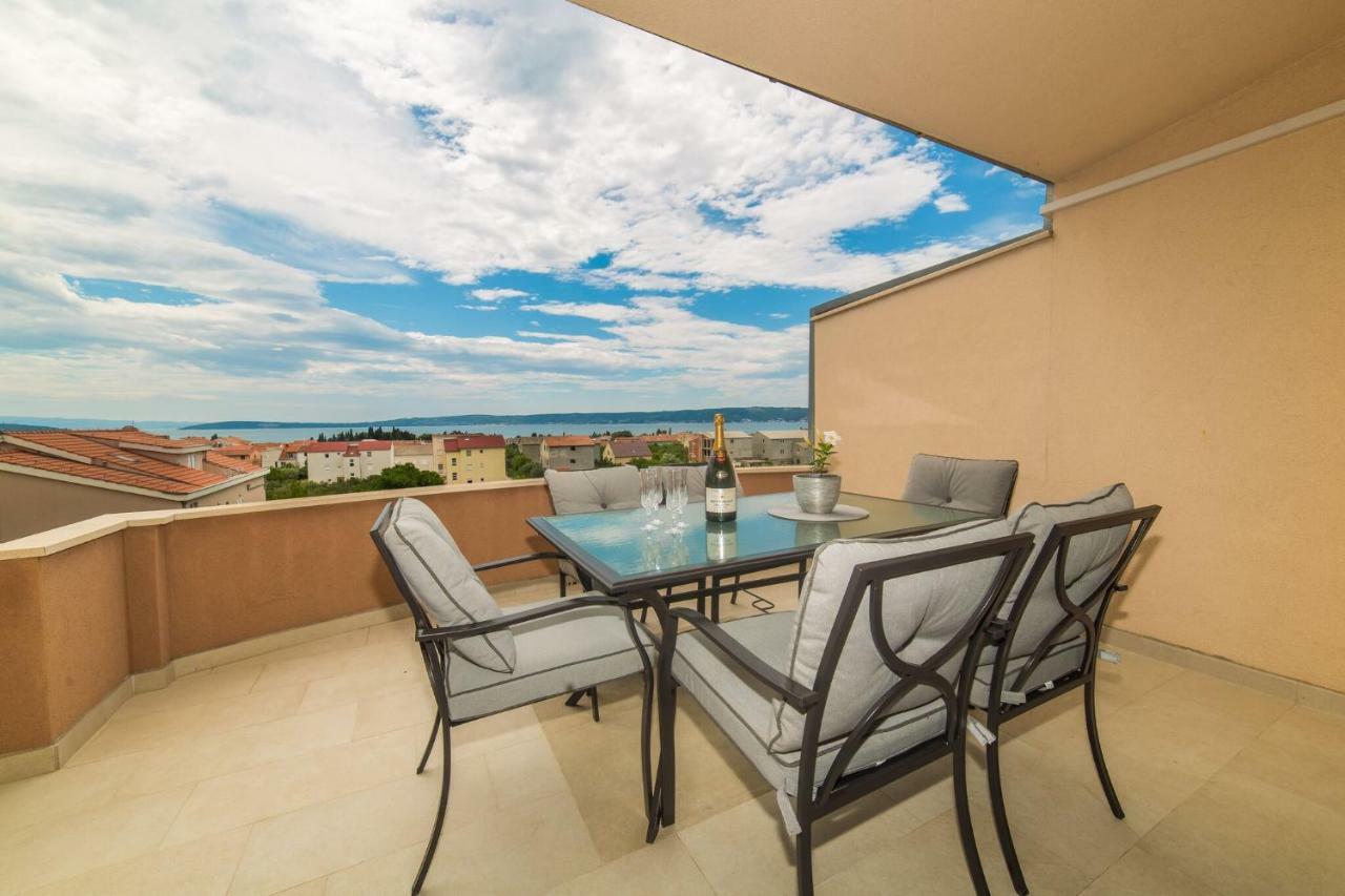 Apartmani Ana Kaštela Екстериор снимка